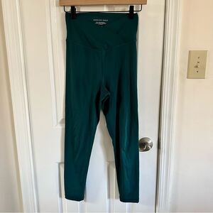 American Eagle The Lightweight Everything Legging 7/8 Length Green Size Small